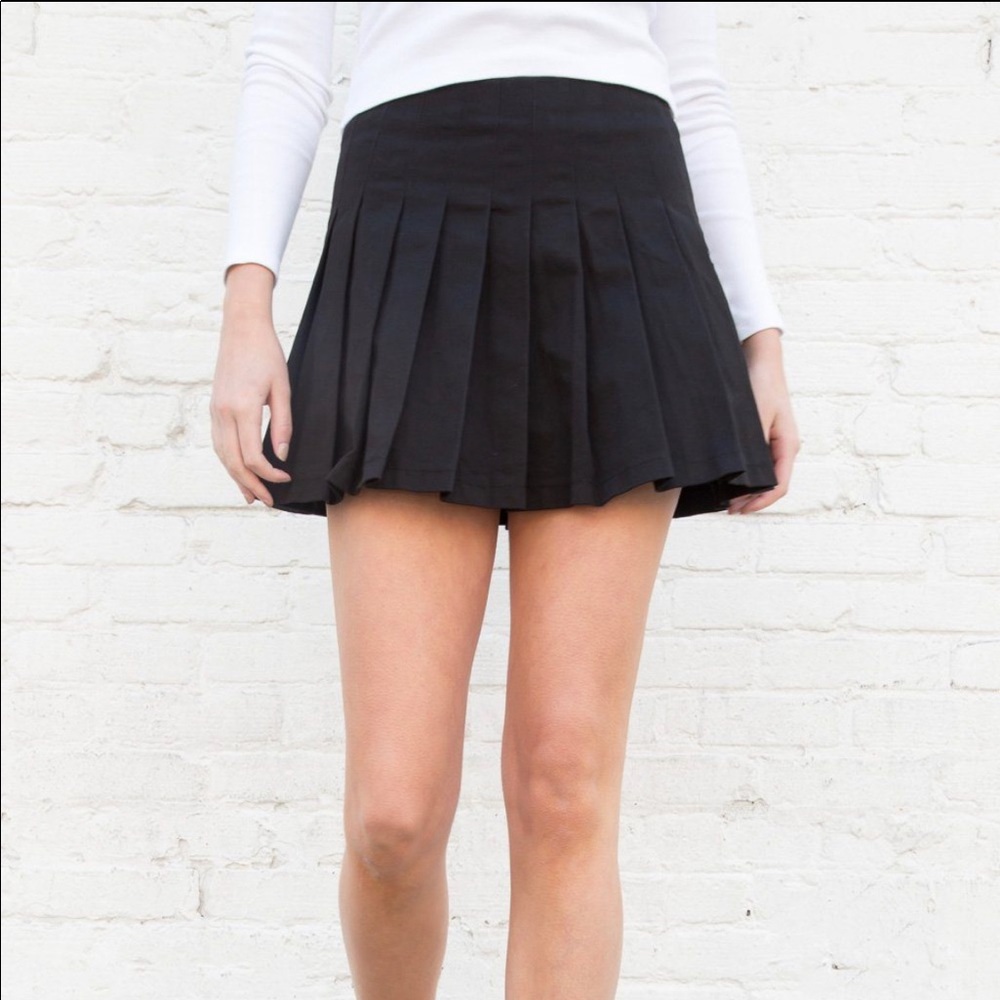NWT Brandy Melville Dana Tennis Skirt Black